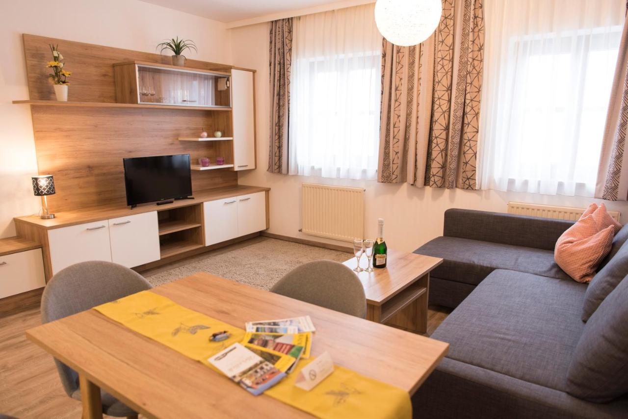 Almtalhotel In Apartment *